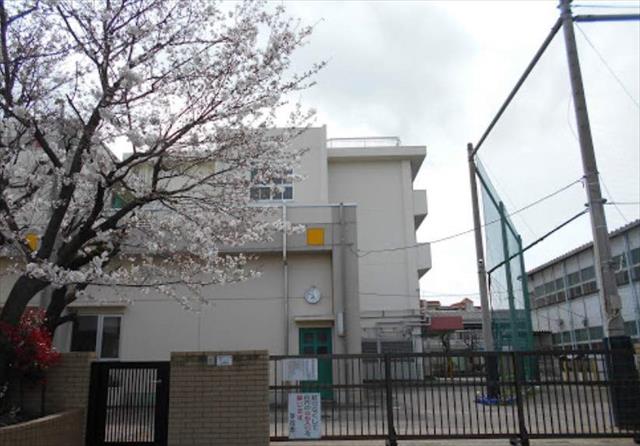 小学校　横浜市立北綱島小学校（小学校）まで910m