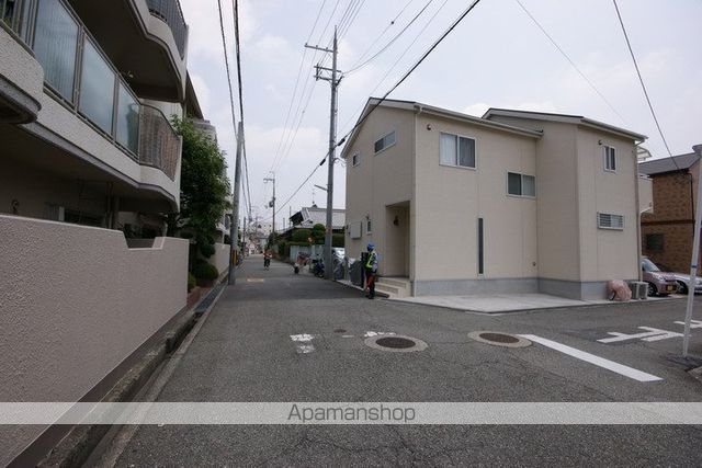 その他　前面道路（その他）まで0m