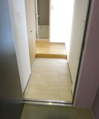玄関　リエータ大塚　豊島区西巣鴨1