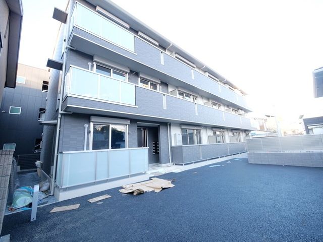 エントランス　★きれいな外観です★