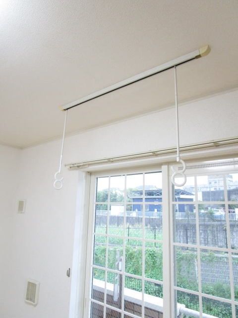 その他設備　☆雨の日には重宝な室内物干し☆