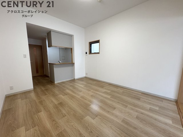 居室・リビング　２面採光で明るいお部屋です！