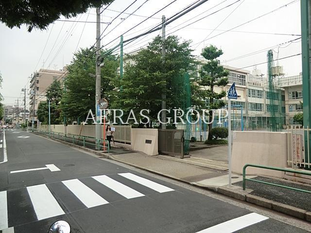 小学校　江東区立東川小学校（小学校）まで570m