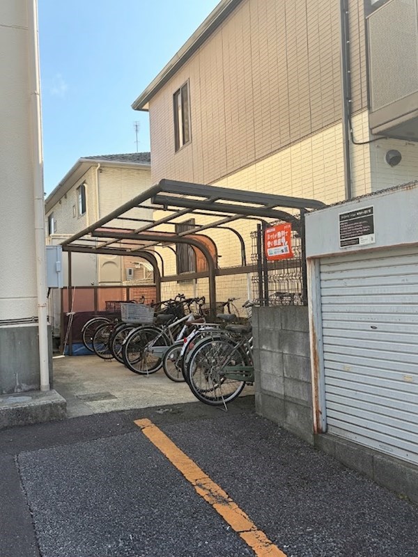 その他共有部分　屋根付駐輪場