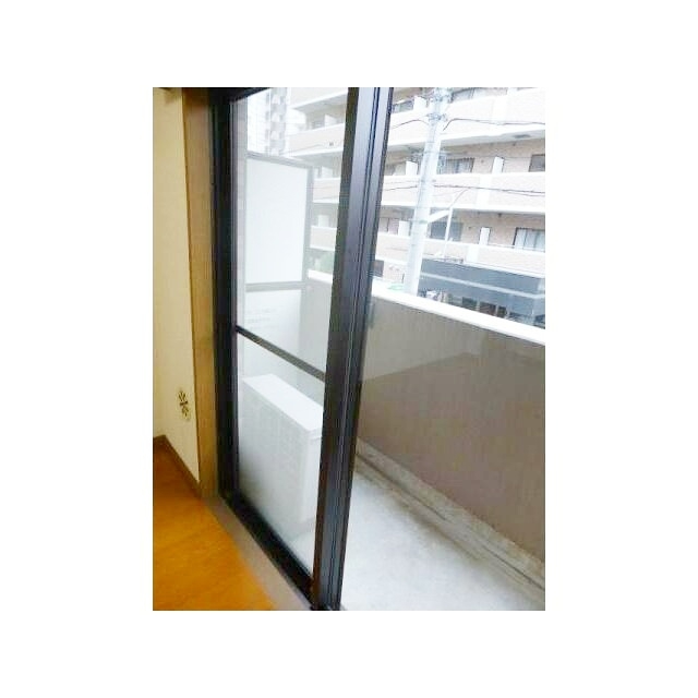 バルコニー　※別部屋の参考写真です。