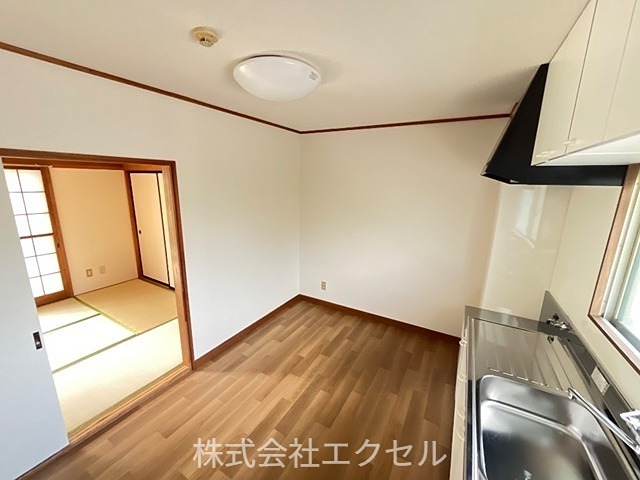 居室・リビング　日当たり良好で明るいお部屋です。