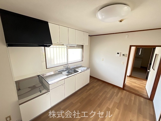 キッチン　お好きなガスコンロを設置可能です。