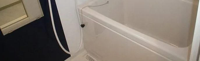 バス・シャワールーム　※別部屋の参考写真です。