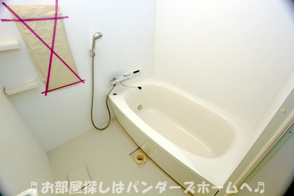 楠葉中之芝1丁目貸家の風呂写真