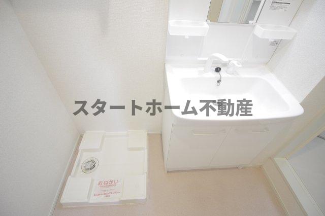 洗面設備　広い洗面スペース