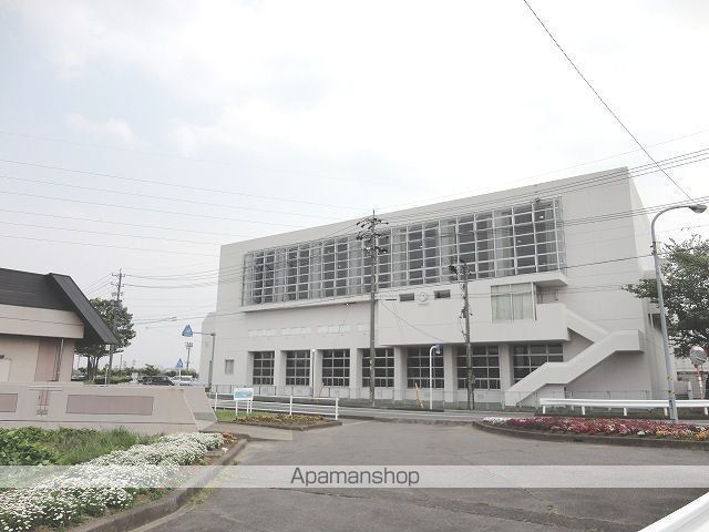 中学校　瑞穂市立穂積北中学校（中学校）まで650m