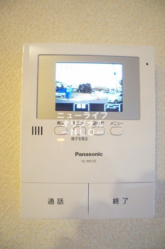セキュリティ　室内モニターで来訪者を確認できるTVモニターホン付☆