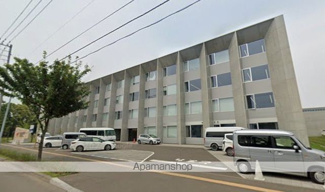 高校・高専　北海道科学大学高等学校（高校・高専）まで737m