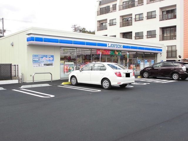 コンビニ　ローソン福山東インター店（コンビニ）まで381m
