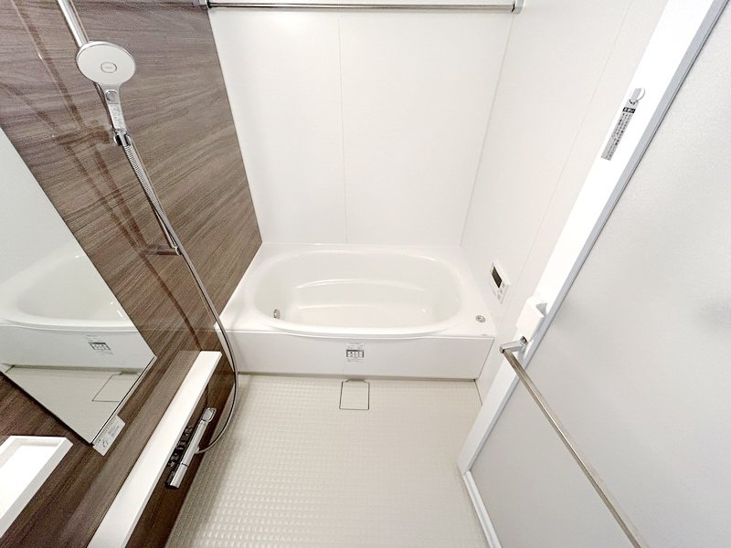 バス・シャワールーム　バス※別部屋参考写真
