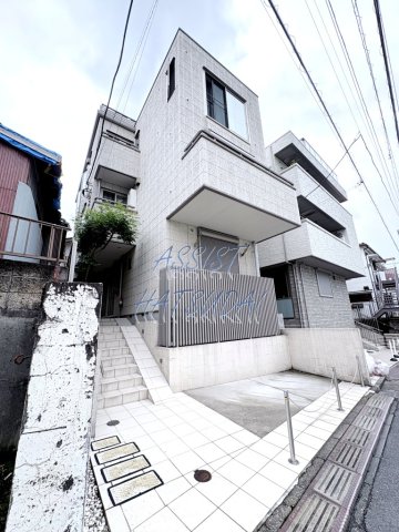 建物外観　お電話でお問い合わせ頂きますとスムーズに対応可能です＾＾