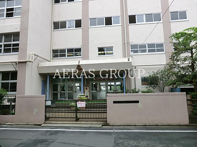 中学校　葛飾区立水元中学校（中学校）まで687m