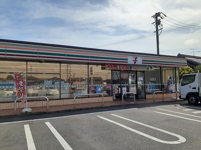 コンビニ　セブンイレブン碧南緑町2丁目店（コンビニ）まで620m