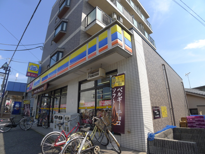 コンビニ　ミニストップ（コンビニ）まで380m