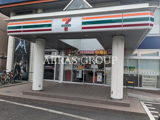 コンビニ　セブン-イレブン 船橋市場店（コンビニ）まで421m