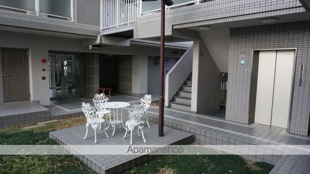 メゾン・ド・シャルジェの外観写真