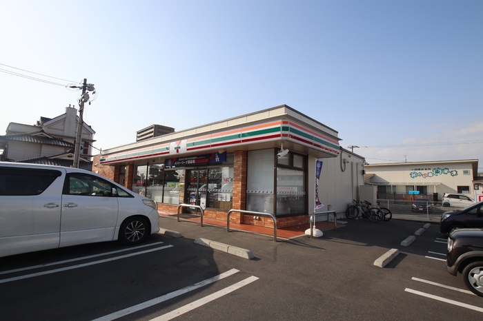 コンビニ　セブンイレブン 福山東深津3丁目店（コンビニ）まで447m