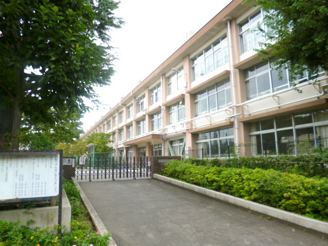 小学校　豊玉小学校（小学校）まで410m