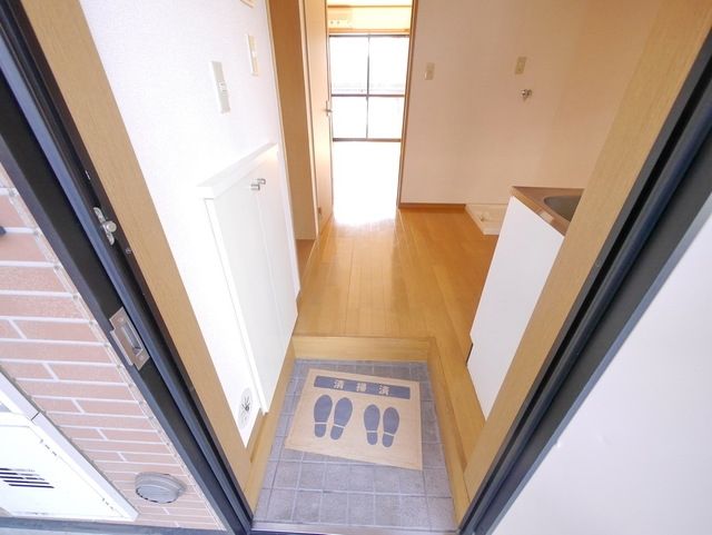玄関　★お部屋探しは株式会社タウンハウジング東京まで★