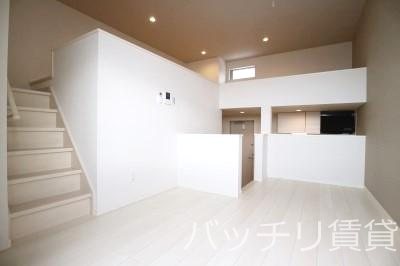 居室・リビング　〇同型タイプの為、現状を優先いたします。