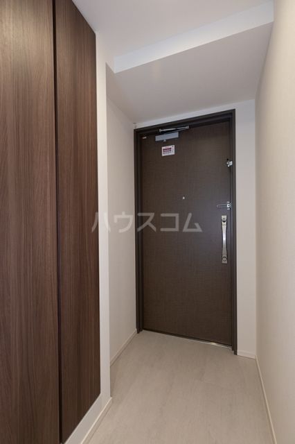 パークアクシス横濱高島町の玄関写真