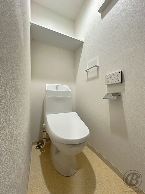 F asecia copperのトイレ写真