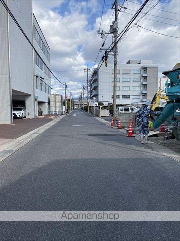 その他　前面道路（その他）まで0m