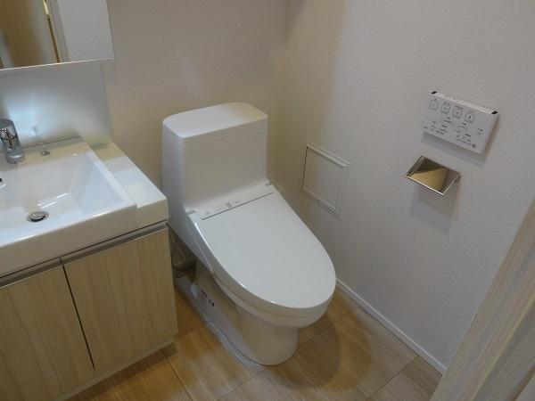 トイレ　コンパクトで使いやすいトイレです