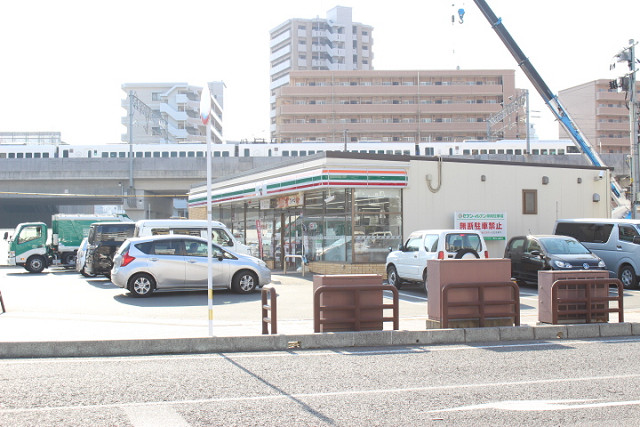 コンビニ　セブン-イレブン大分要町店（コンビニ）まで360m