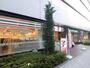 コンビニ　セブンイレブン大阪久太郎町1丁目店（コンビニ）まで663m