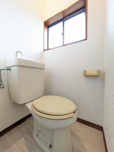 トイレ　★独立したトイレスペース★