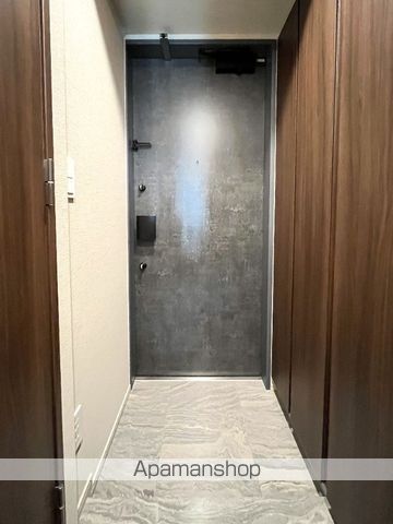 ワンルーフフラット門前仲町の玄関写真