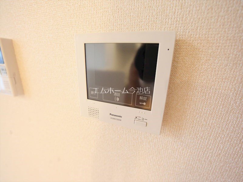 セキュリティ　TVモニター付インターホン