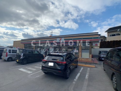 コンビニ　セブンイレブン 東浦藤江店（コンビニ）まで823m