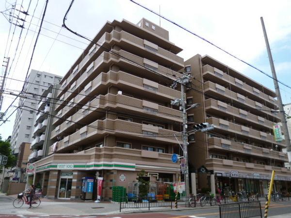 建物外観　駅近・コンビニ一階の好立地♪