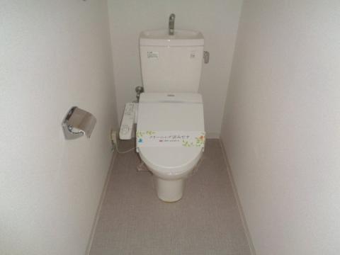 トイレ　シャワー付トイレ
