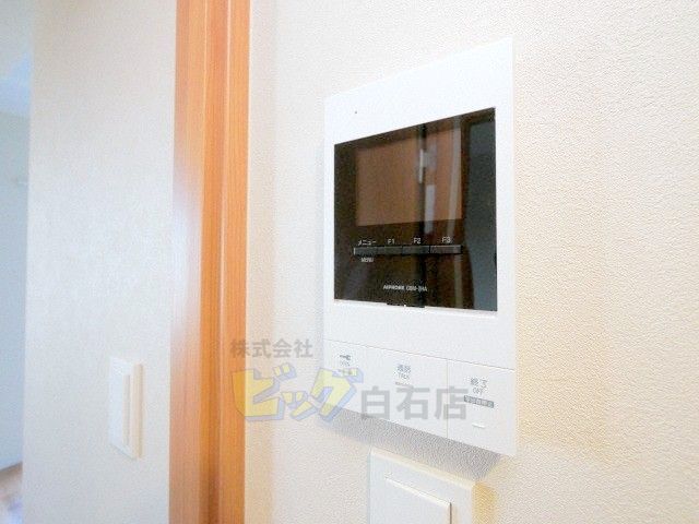 セキュリティ　モニター付きインターホン完備しています♪