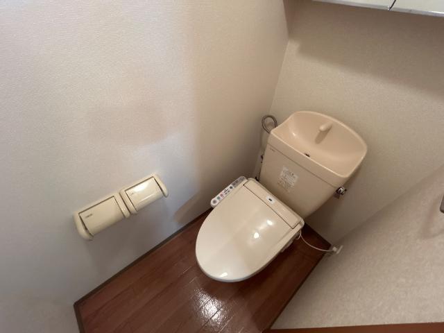 トイレ　シャワー付トイレ