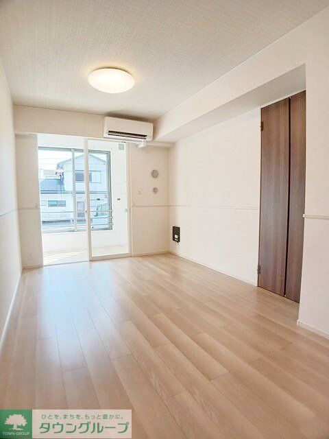 居室・リビング　お問合せはタウンハウジングまで！※現地待合わせ相談可能