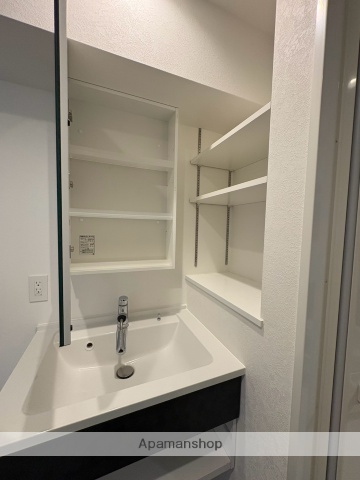 みなとみらい線 馬車道駅 徒歩4分 10階建 築4年の内装写真