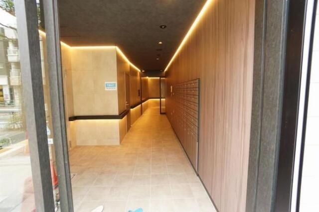 ＪＲ中央線 中野駅 徒歩8分 11階建 築4年の外観写真