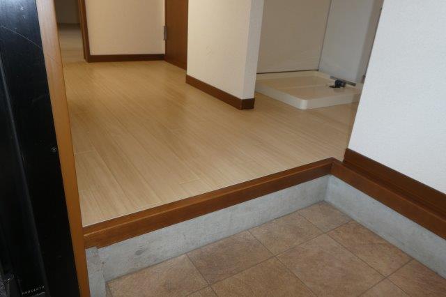 ＪＲ山陽本線 倉敷駅 徒歩27分 2階建 築29年の玄関写真