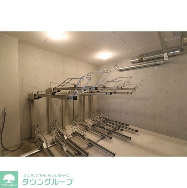 ロビー　駐輪場