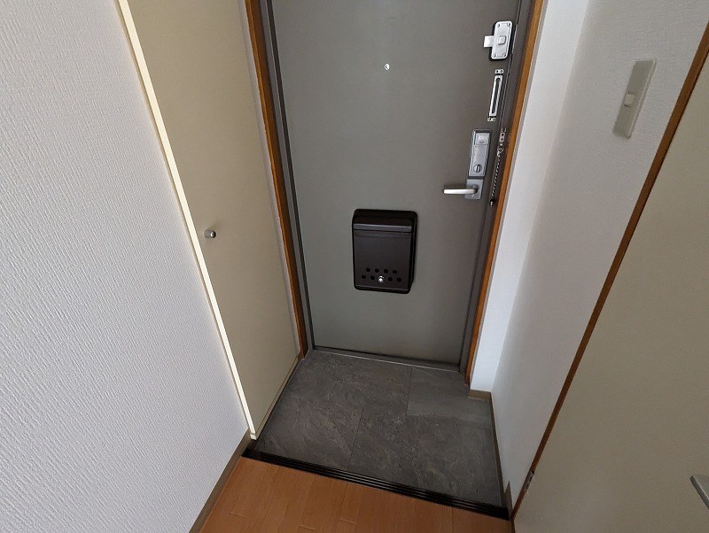 エクセレント海老名の玄関写真