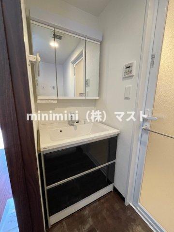 地下鉄御堂筋線 大国町駅 徒歩9分 15階建 築7年の内装写真